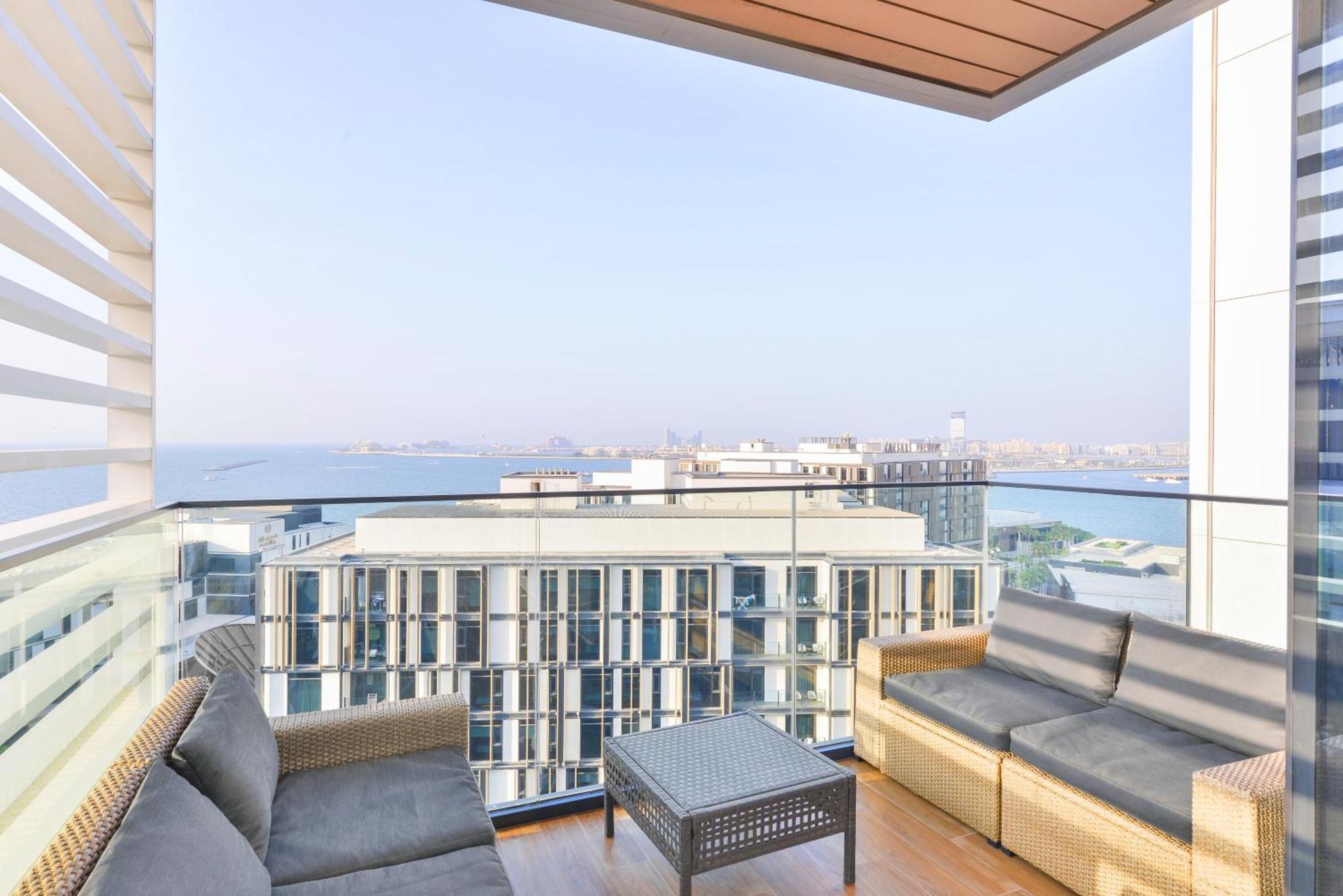 Premium 2+ 1 Bedroom Condo In The Heart Of Bluewaters Island Дубай Екстериор снимка