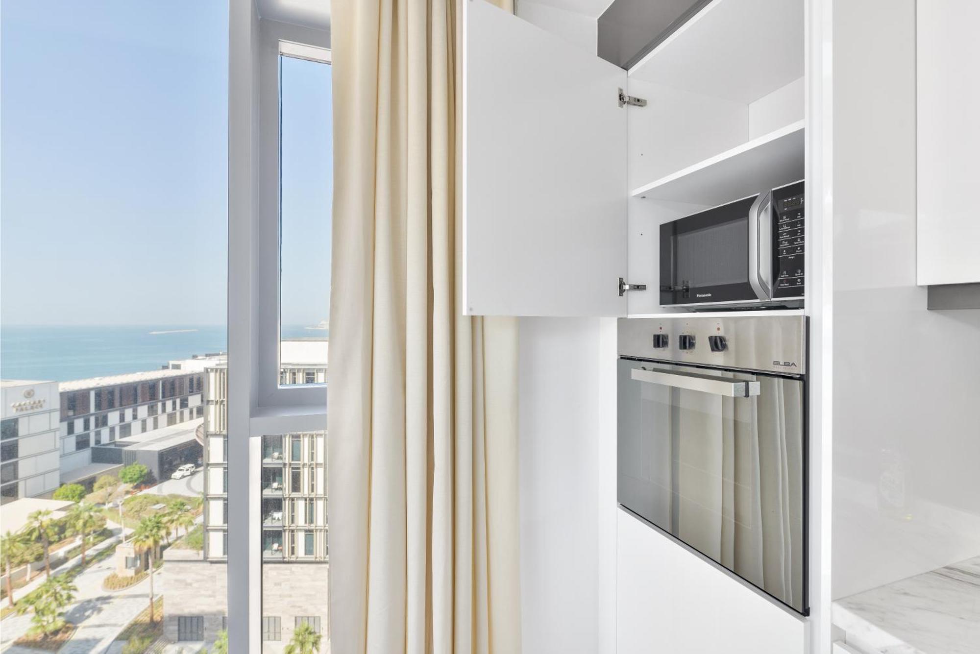 Premium 2+ 1 Bedroom Condo In The Heart Of Bluewaters Island Дубай Екстериор снимка